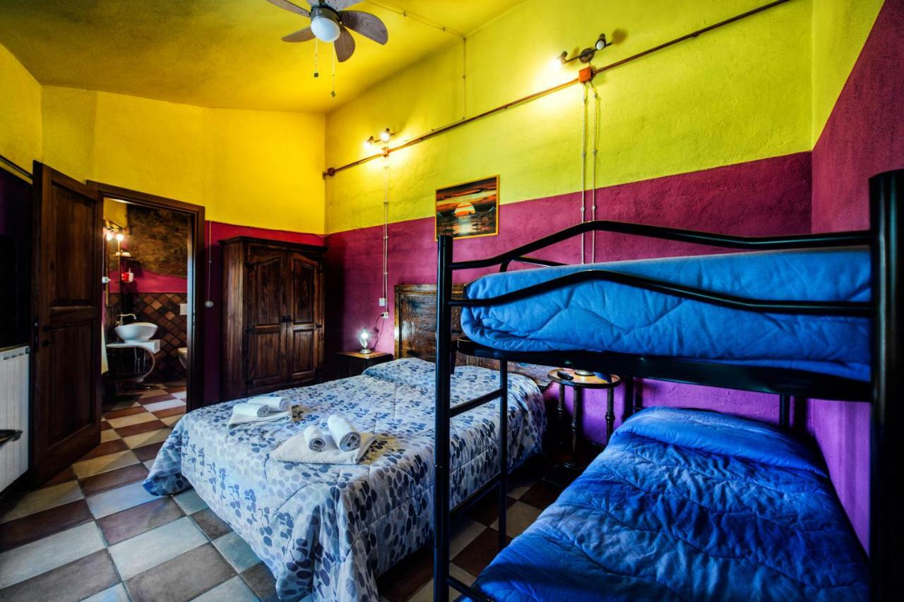 Agriturismo Il Noce 卡斯蒂戈隆·多尔希亚 外观 照片