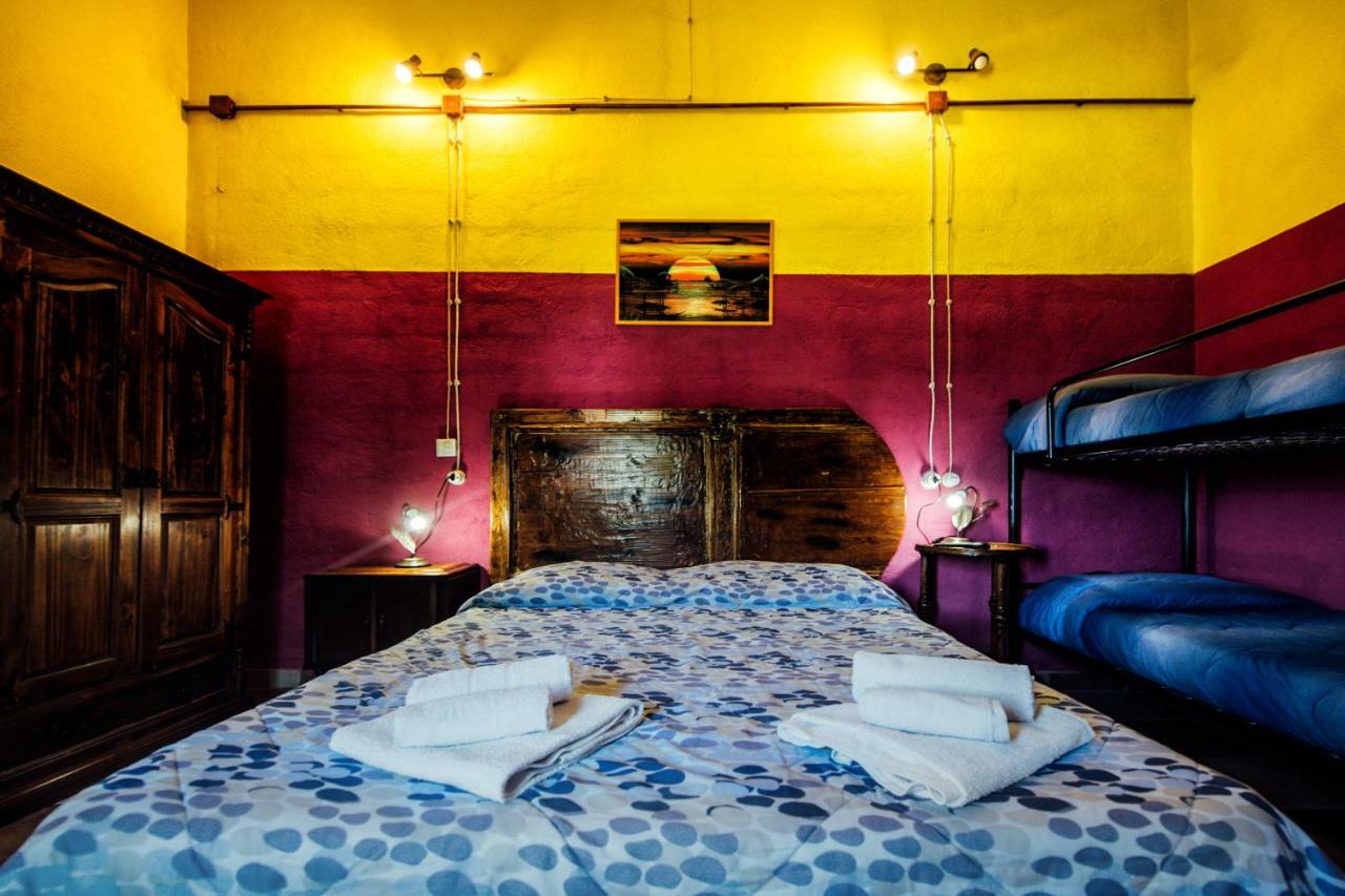 Agriturismo Il Noce 卡斯蒂戈隆·多尔希亚 外观 照片