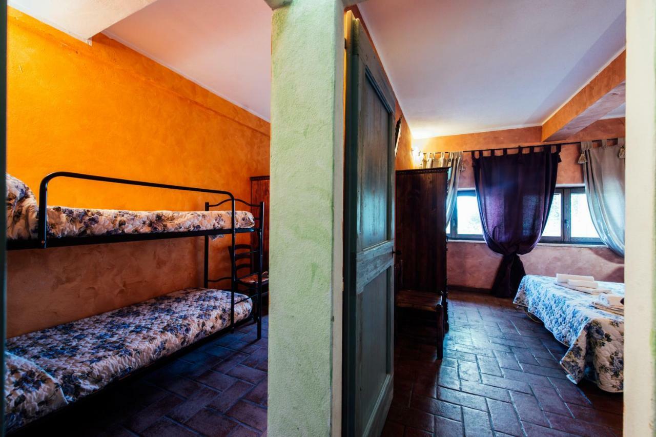Agriturismo Il Noce 卡斯蒂戈隆·多尔希亚 外观 照片